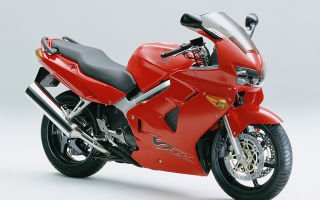 Современный высокотехнологичный мотоцикл Honda VFR800