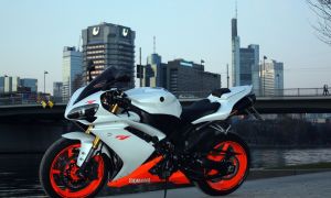 О мотоцикле Yamaha R1